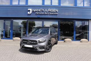 mercedes-benz-glb-klasse-200-amg--