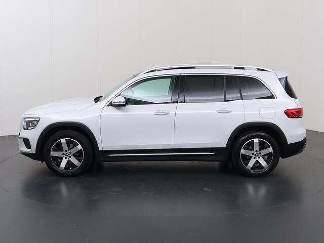 Mercedes-Benz GLB-Klasse 200 Business Solution Luxury | Panoramadak | Memory | Multibeam | Widescreen | Stoelverwarming |