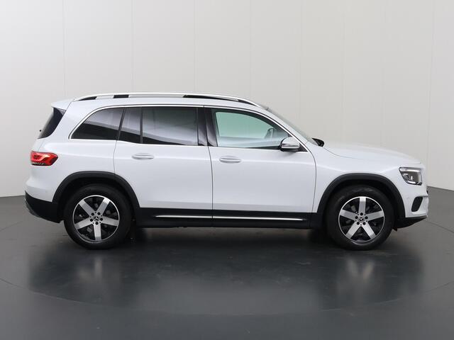 Mercedes-Benz GLB-Klasse 200 Business Solution Luxury | Panoramadak | Memory | Multibeam | Widescreen | Stoelverwarming |