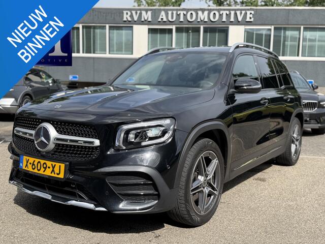 Mercedes-Benz GLB-Klasse 200 Business Solution AMG PANORAMADAK | SFEERVERLICHTING | ELEKTRISCHE TREKHAAK | CAMERA | STOELVERWARMING | MERCEDES-DEALER ONDERHOUDEN | MERCEDES GARANTIE T/M 05-2028