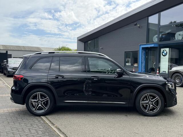 Mercedes-Benz GLB-Klasse 200 Business Solution AMG PANORAMADAK | SFEERVERLICHTING | ELEKTRISCHE TREKHAAK | CAMERA | STOELVERWARMING | MERCEDES-DEALER ONDERHOUDEN | MERCEDES GARANTIE T/M 05-2028