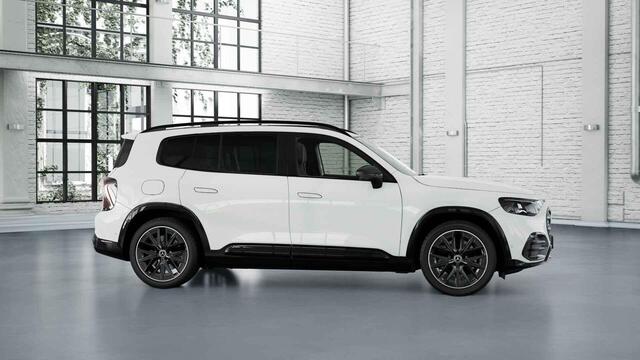 Mercedes-Benz GLB-Klasse 250+ Business Solution AMG 85.5 kWh | Night | Premium Pakket | Superscreen | Panoramadak | Sportstoelen | Memory |