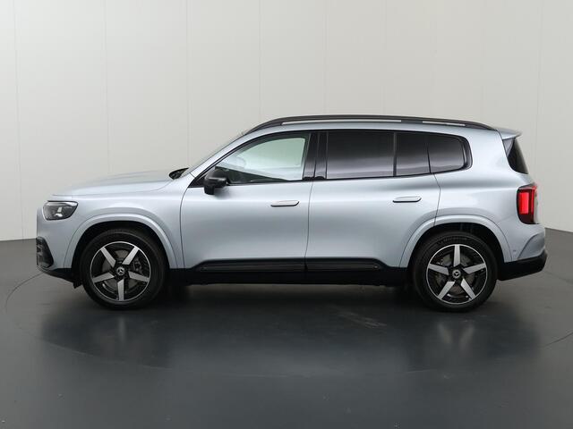 Mercedes-Benz GLB-Klasse 250+ Business Solution AMG 85.5 kWh | Panoramadak | Stoelverwarming | LED koplampen | AMG-Line | Sportstoelen | Trekhaak |
