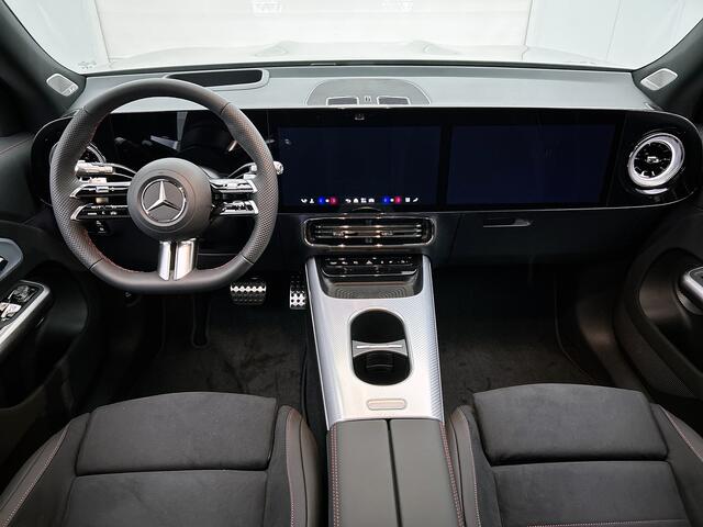 Mercedes-Benz GLB-Klasse 200 Business Solution AMG 7p. 58 kWh | Premium Plus pakket | Winterpakket | Nightpakket | Parkeerpakket | Trekhaak | Sportstoelen | GUARD 360° | Vast panoramadak | Burmester® 3D surround sound system | 19" vijfspaaks AMG-velgen |