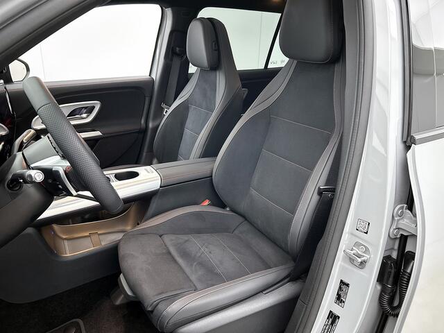 Mercedes-Benz GLB-Klasse 200 Business Solution AMG 7p. 58 kWh | Premium Plus pakket | Winterpakket | Nightpakket | Parkeerpakket | Trekhaak | Sportstoelen | GUARD 360° | Vast panoramadak | Burmester® 3D surround sound system | 19" vijfspaaks AMG-velgen |