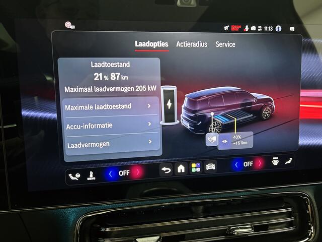 Mercedes-Benz GLB-Klasse 200 Business Solution AMG 7p. 58 kWh | Premium Plus pakket | Winterpakket | Nightpakket | Parkeerpakket | Trekhaak | Sportstoelen | GUARD 360° | Vast panoramadak | Burmester® 3D surround sound system | 19" vijfspaaks AMG-velgen |