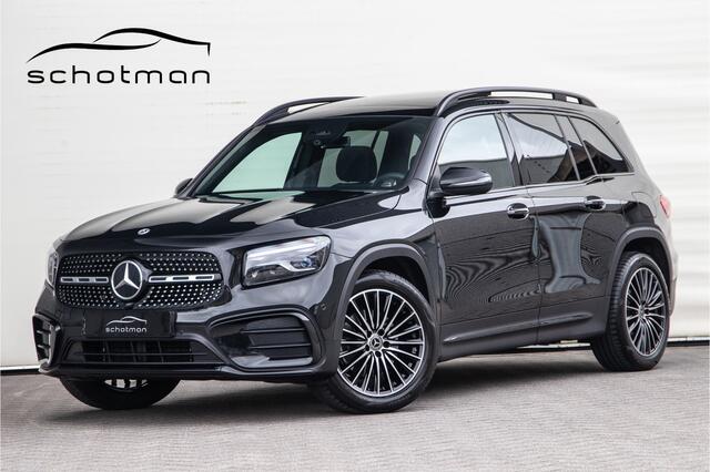 Mercedes-Benz GLB-Klasse 180 AMG Premium, Panorama, Nightpakket, 7 persoons, Sfeerverlichting, 7p