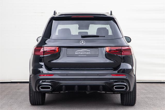 Mercedes-Benz GLB-Klasse 180 AMG Premium, Panorama, Nightpakket, 7 persoons, Sfeerverlichting, 7p