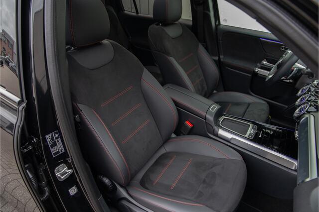 Mercedes-Benz GLB-Klasse 180 AMG Premium, Panorama, Nightpakket, 7 persoons, Sfeerverlichting, 7p