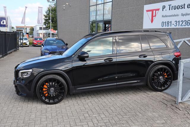 Mercedes-Benz GLB-Klasse AMG 35 4MATIC Night pakket/Panoramadak/Stoelverwarming/Sfeerverlichting/ABC Kleppensysteem/Achteruitrijcamera/Apple carplay/21'' licht metaal/Elektrische achterklep/Oranje gordels!