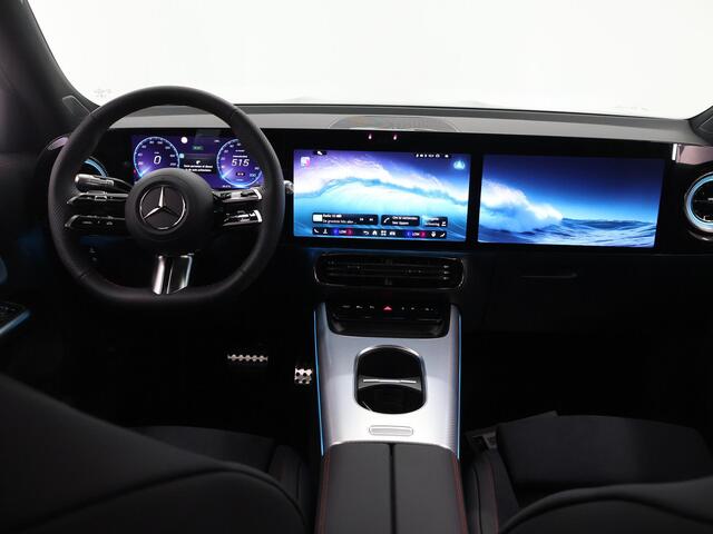 Mercedes-Benz GLB-Klasse 250+ Business Solution AMG 85.5 kWh | Premium pakket | Superscreen | Nightpakket | 20" LM velgen |