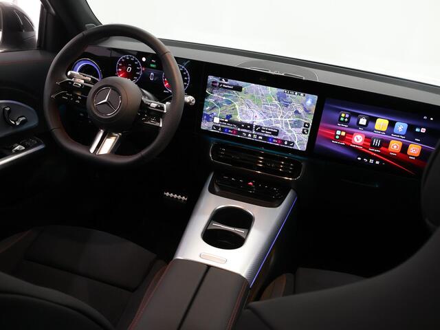 Mercedes-Benz GLB-Klasse 250+ Business Solution AMG 85.5 kWh | Night | Premium Pakket | Superscreen | Panoramadak | Sportstoelen | Memory |