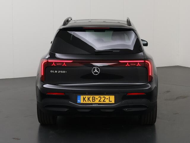 Mercedes-Benz GLB-Klasse 250+ Business Solution Luxury 7p. 85.5 kWh | 3e Zitrij | Trekhaak | Panoramadak | Stoelverwarming | LED koplampen |