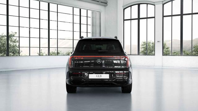 Mercedes-Benz GLB-Klasse 250+ Business Solution AMG 85.5 kWh | Premium Pakket | Superscreen | Nightpakket | Sportstoelen |