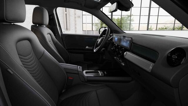 Mercedes-Benz GLB-Klasse 180 Star Edition | MBUX | Distronic | Apple carplay | Stoelverwarming | Parkeercamera |