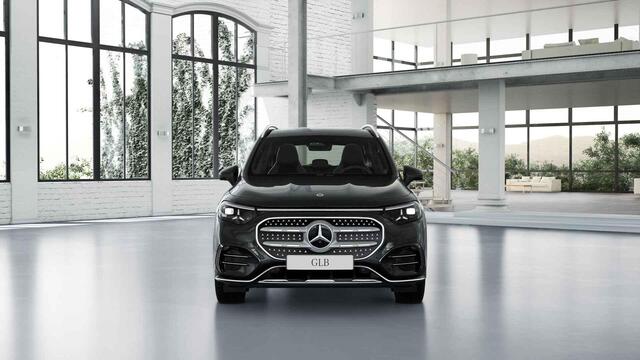 Mercedes-Benz GLB-Klasse 250+ Business Solution AMG 85.5 kWh | Night Pakket | Memory Pakket | Panoramadak | Stoelverwarming | LED koplampen | Spiegelpakket | Achteruitrijcamera |