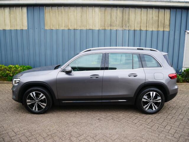 Mercedes-Benz GLB-Klasse 180 LUXURY LINE **Clima//Navi//Lm//Th **