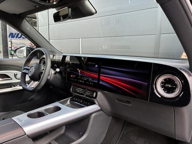 Mercedes-Benz GLB-Klasse 250+ Business Solution AMG 85.5 kWh | Premium Pakket | Night Pakket | Panoramadak | MBUX Superscreen | Adaptieve Cruise Control | Dodehoekassistent | Verkeersbordenassistent | Adaptieve Grootlichtassistent | AC Laadsysteem tot 22 kW | Elektrisch Verstelba