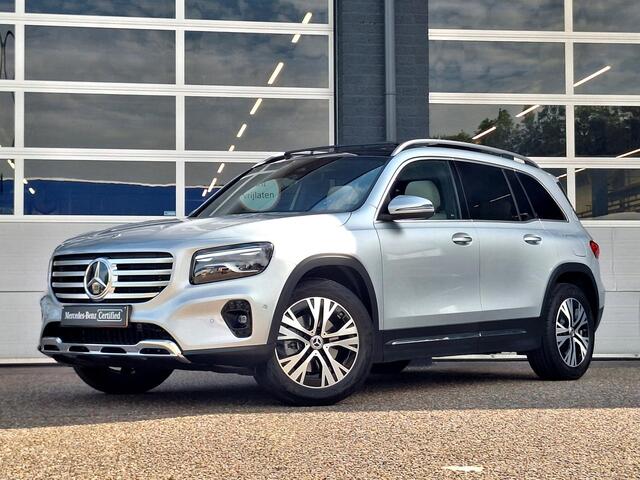 Mercedes-Benz GLB-Klasse 200 Star Edition Luxury Line | Panoramadak | Achteruitrijcamera | Memory Pakket | Sfeerverlichting | Multibeam LED | Dodehoekassitentie | Privacy Glas Achter | Mistlampen Voor | Keyless-GO | Elektrisch Bedienbare Achterklep