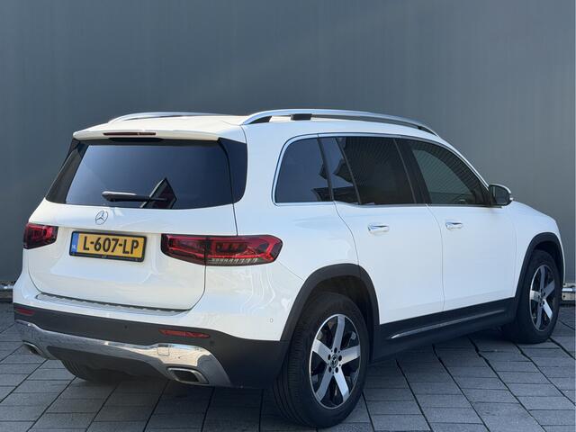 Mercedes-Benz GLB-Klasse BWJ 2021 | 180 Bus Sol Luxury 7p. AUTOMAAT | PANO DAK | LEER | CAMERA | CLIMA | NAVI | STOELVERW | FULL LED | DIGI DASH |
