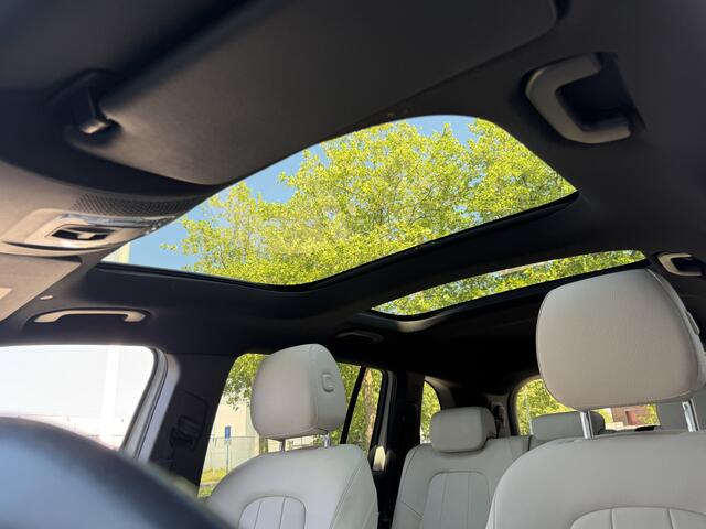 Mercedes-Benz GLB-Klasse BWJ 2021 | 180 Bus Sol Luxury 7p. AUTOMAAT | PANO DAK | LEER | CAMERA | CLIMA | NAVI | STOELVERW | FULL LED | DIGI DASH |