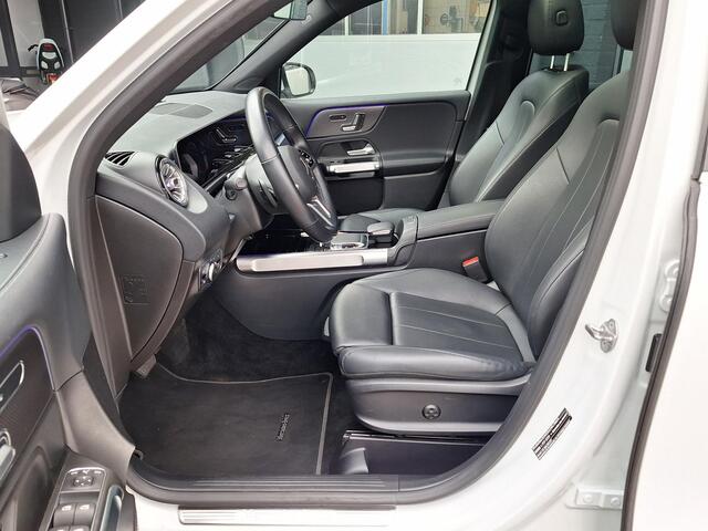 Mercedes-Benz GLB-Klasse 200 Business Solution Luxury | Panoramadak | Trekhaak Afneembaar | Achteruitrijcamera | Memory Pakket | Sfeerverlichting | Widescreen | Stoelverwarming | Multibeam LED | Privacy Glas Achter | Keyless-GO | Elektrisch Bedienbare Achterklep