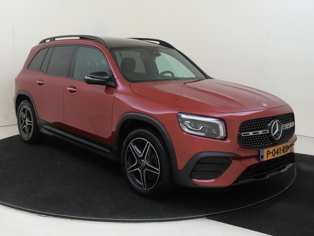 Mercedes-Benz GLB-Klasse 200 AMG-Line 163PK | Panorama-dak | Trekhaak Uitklapbaar | Keyless | Matrix LED | Stoelverwarming