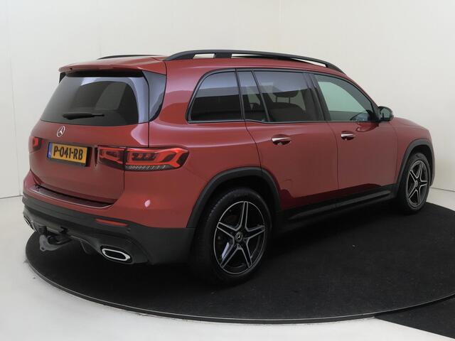 Mercedes-Benz GLB-Klasse 200 AMG-Line 163PK | Panorama-dak | Trekhaak Uitklapbaar | Keyless | Matrix LED | Stoelverwarming