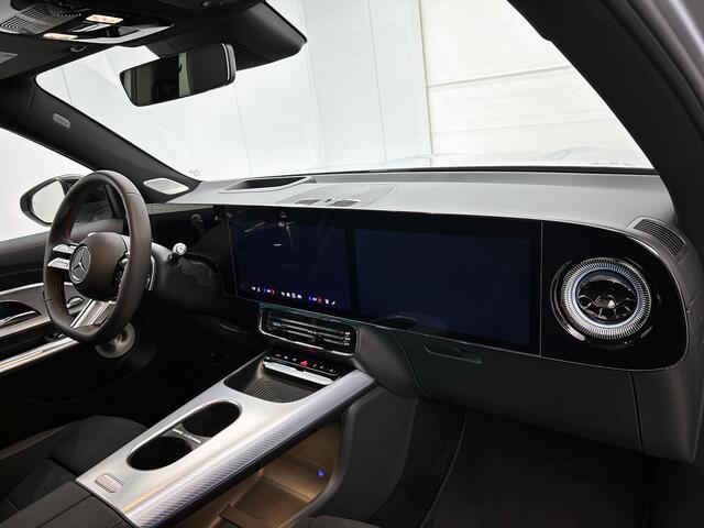 Mercedes-Benz GLB-Klasse 250+ Business Solution AMG 7p. 85.5 kWh | Premium Plus pakket | Winterpakket | Nightpakket | Stoelen pakket | Trekhaak | Vast panoramadak | Burmester® 3D surround sound | GUARD 360° | 19" vijfspaaks lichtmetalen AMG-velgen |