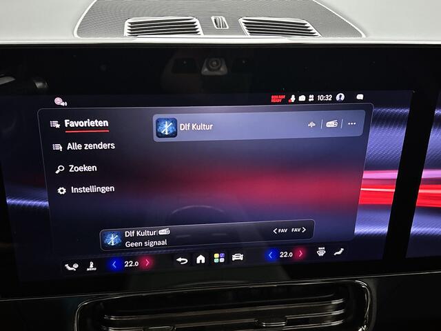 Mercedes-Benz GLB-Klasse 250+ Business Solution AMG 7p. 85.5 kWh | Premium Plus pakket | Winterpakket | Nightpakket | Stoelen pakket | Trekhaak | Vast panoramadak | Burmester® 3D surround sound | GUARD 360° | 19" vijfspaaks lichtmetalen AMG-velgen |