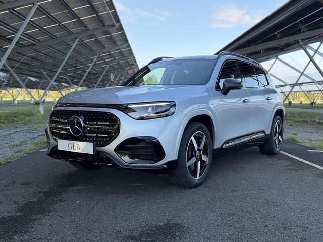 Mercedes-Benz GLB-Klasse 250+ Business Solution AMG 7p. 85.5 kWh | Night | Trekhaak | 7 persoons | Panoramadak | Sfeerverlichting | Distronic | Parkeercamera |