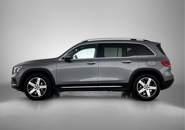 Mercedes-Benz GLB-Klasse 200 Progressive | Sfeerverlichting | CarPlay | Augmented reality | Stoelverwarmng | Parkeerpakket met Camera | Inclusief 24 maanden Mercedes-Benz Certified garantie voor Europa.