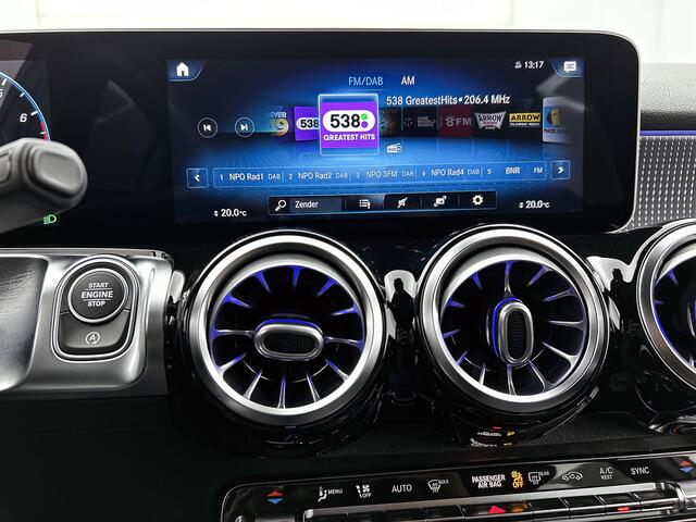 Mercedes-Benz GLB-Klasse 200 Progressive | Sfeerverlichting | CarPlay | Augmented reality | Stoelverwarmng | Parkeerpakket met Camera | Inclusief 24 maanden Mercedes-Benz Certified garantie voor Europa.
