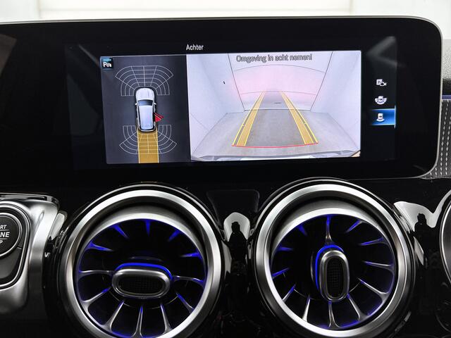 Mercedes-Benz GLB-Klasse 200 Progressive | Sfeerverlichting | CarPlay | Augmented reality | Stoelverwarmng | Parkeerpakket met Camera | Inclusief 24 maanden Mercedes-Benz Certified garantie voor Europa.