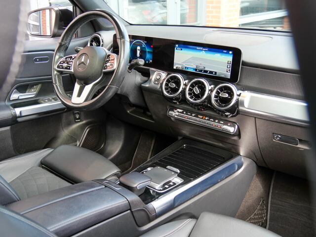Mercedes-Benz GLB-Klasse 200 Premium | PANODAK | TREKHAAK | CAMERA |