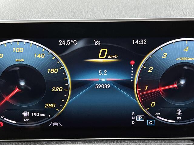 Mercedes-Benz GLB-Klasse 200 Business Solution AMG | Multibeam LED | Panoramadak | Memory Stoelen | Sfeerverlichting | Onderweg-naar-dealer