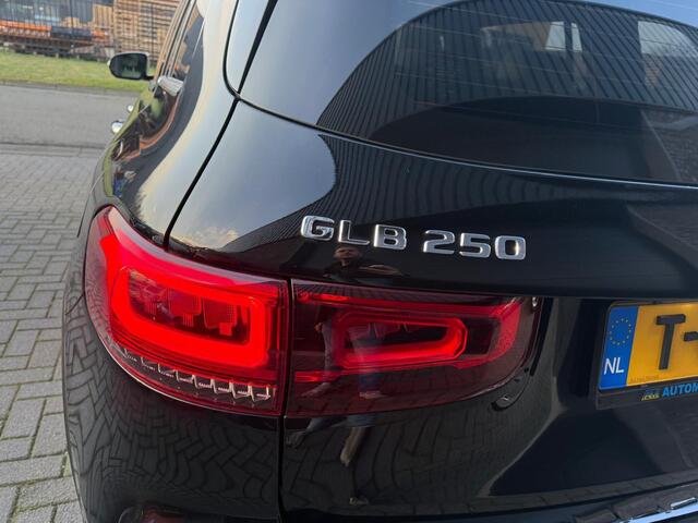 Mercedes-Benz GLB-Klasse 250 4MATIC Advantage | 1E EIGENAAR | 3/6/12MND GARANTIE | 225 PK | AUTOMAAT | LED | MEMORY | CARPLAY | PANODAK | CRUISE |