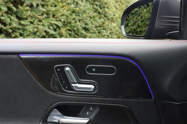 Mercedes-Benz GLB-Klasse GLB AMG 35 4MATIC (Panoramadak Sportleder/Memory Widescreen Carplay Sfeer Distronic Multibeam PrivacyGlass)