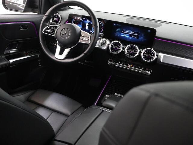 Mercedes-Benz GLB-Klasse 200 Luxury Line | Achteruitijcamera | Distronic | Stoelverwarming | Sfeerverlichting | Keyless|