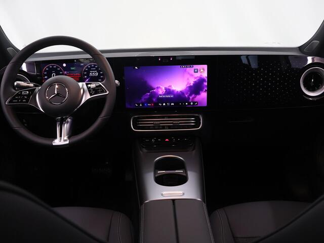 Mercedes-Benz GLB-Klasse 250+ Business Solution 7p. 85.5 kWh | Trekhaak | Derde Zitrij | Achteruitrijcamera | Voorstoelen verwarmd |