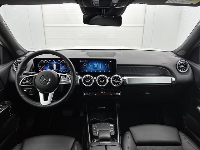 Mercedes-Benz GLB-Klasse 200 Advantage | Sfeerverlichting | LED | Alarm | Augmented Reality | Parkeerpakket met Camera | Inclusief 24 maanden Mercedes-Benz Certified garantie voor Europa. garage-sale