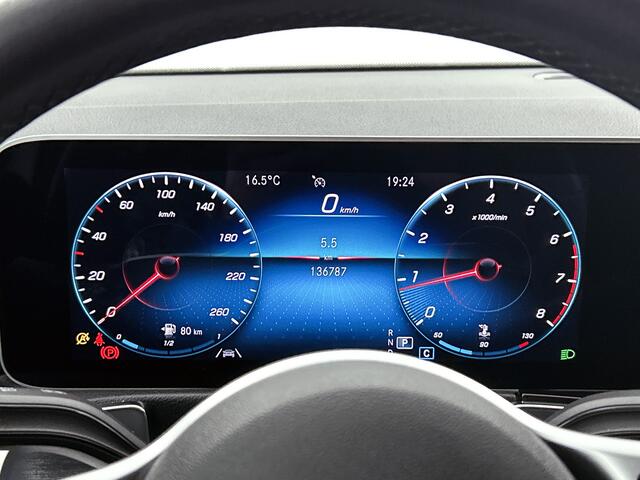Mercedes-Benz GLB-Klasse 200 Advantage | Sfeerverlichting | LED | Alarm | Augmented Reality | Parkeerpakket met Camera | Inclusief 24 maanden Mercedes-Benz Certified garantie voor Europa. garage-sale