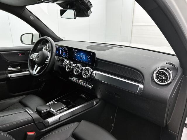 Mercedes-Benz GLB-Klasse 200 Advantage | Sfeerverlichting | LED | Alarm | Augmented Reality | Parkeerpakket met Camera | Inclusief 24 maanden Mercedes-Benz Certified garantie voor Europa. garage-sale
