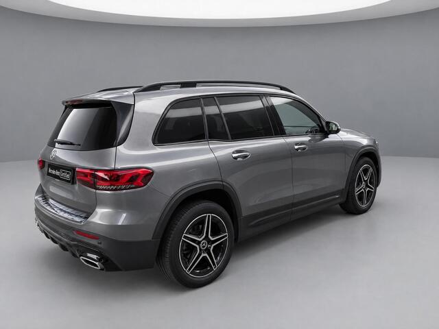 Mercedes-Benz GLB-Klasse 200 AMG Line | Panoramadak | Sfeerverlichting |