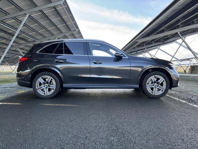 Mercedes-Benz GLC-KLASSE 400e 4MATIC AMG Line | Panoramadak | Trekhaak | 360 camera | Distronic | Digital light | Memory stoelen | Sfeerverlichting |