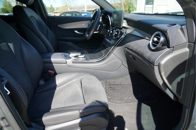Mercedes-Benz GLC-KLASSE 250 4MATIC AMG Line | Night pakket | Trekhaak |