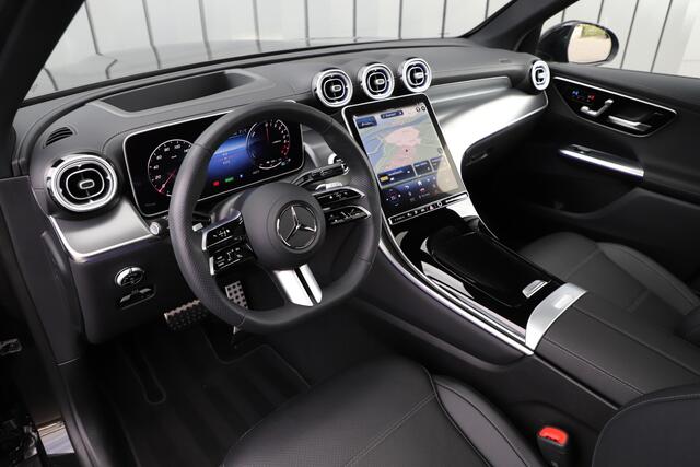 Mercedes-Benz GLC-KLASSE 300e AMG 4-Matic | 313PK | Head-up | Keyles-go | Massage | Pano | Digital-light | Stoelkoeling | Sfeerverlichting | Distronic | 2024.