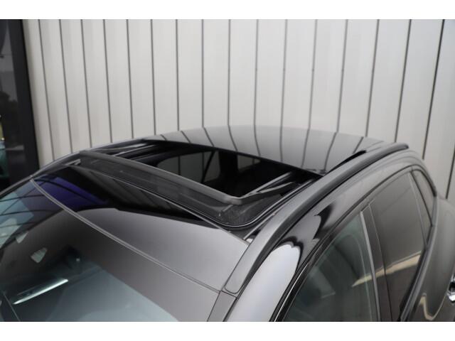 Mercedes-Benz GLC-KLASSE 300e AMG 4-Matic | 313PK | Head-up | Keyles-go | Massage | Pano | Digital-light | Stoelkoeling | Sfeerverlichting | Distronic | 2024.