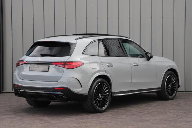 Mercedes-Benz GLC-KLASSE 400e AMG 4-Matic | 381PK | Achterasbesturing | Luchtvering | Sfeerverlichting | Keyles-go | Head-up | Burmester | Memory | Pano | Stoelkoeling | 2024.