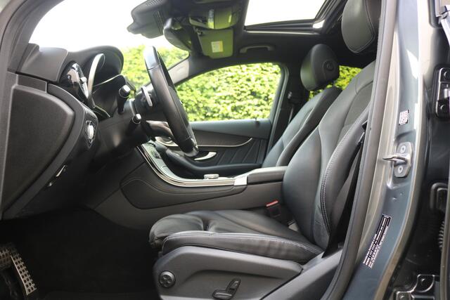 Mercedes-Benz GLC-KLASSE Coupé 250 4MATIC AMG Pakket AMG NightPakket (53.360Km!! Schuif/Kanteldak Sportleder Navi/360Camera Distronic Full-Led 22InchLMV Trekhaak PrivacyGlass)